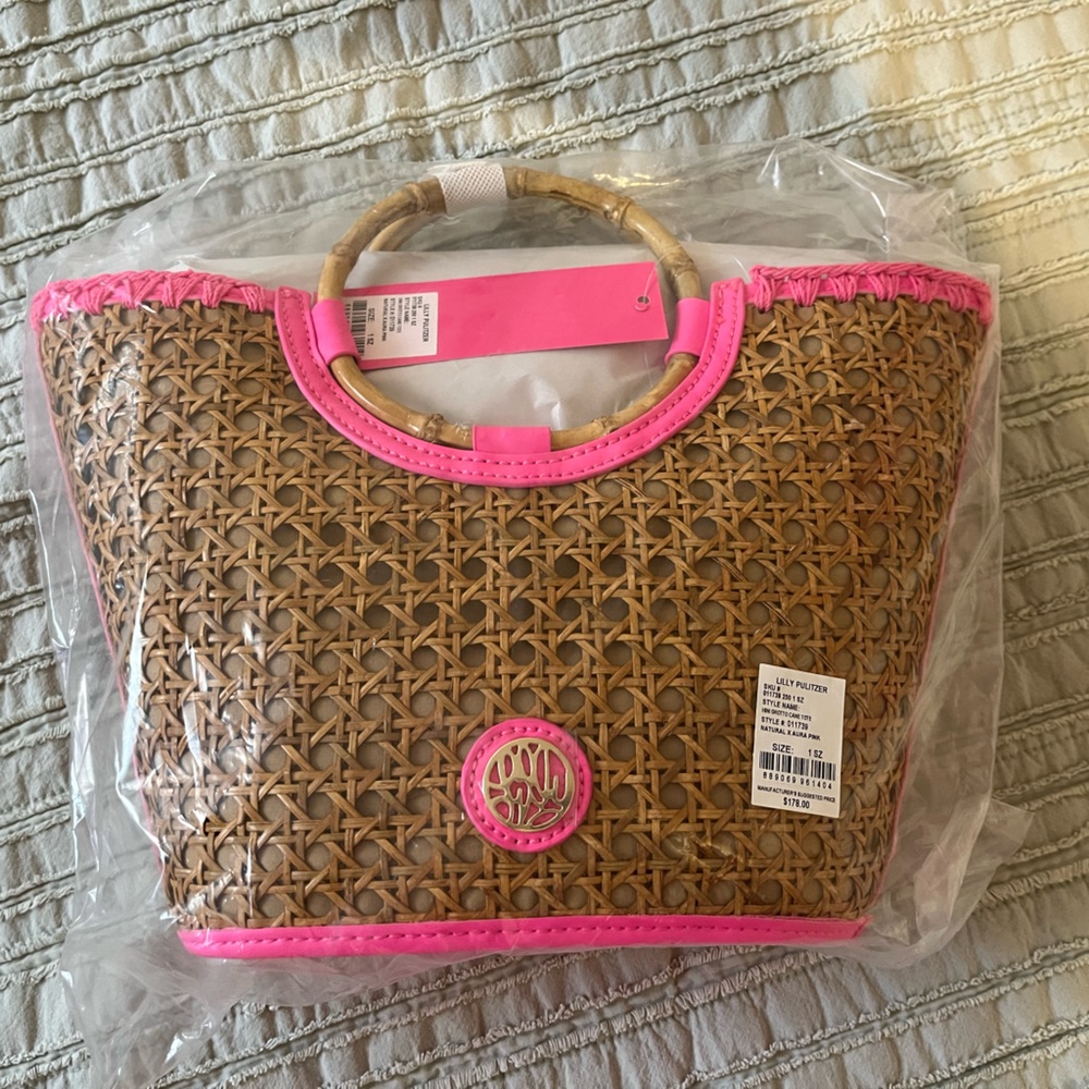 BRAND NEW Lilly Pulitzer mini grotto cane purse